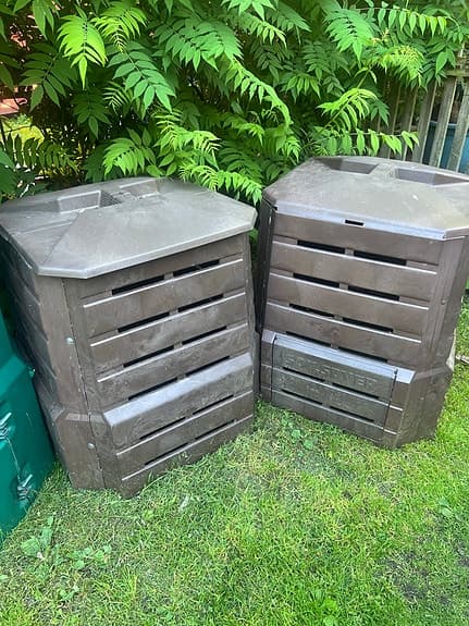 2 st Soil Saver kompostbehållare brun + grön kompost
