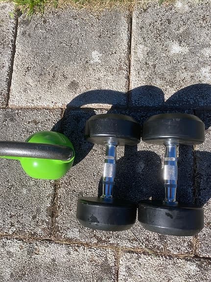10kg hantlar + kettelbell