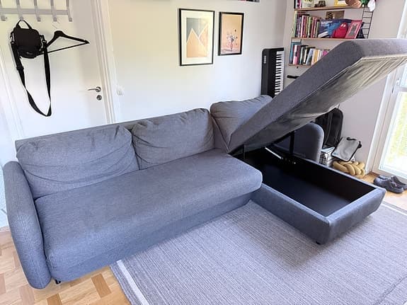 Bolia 3. pers. bäddsoffa med schäslong - vänster (med bra förvaring)