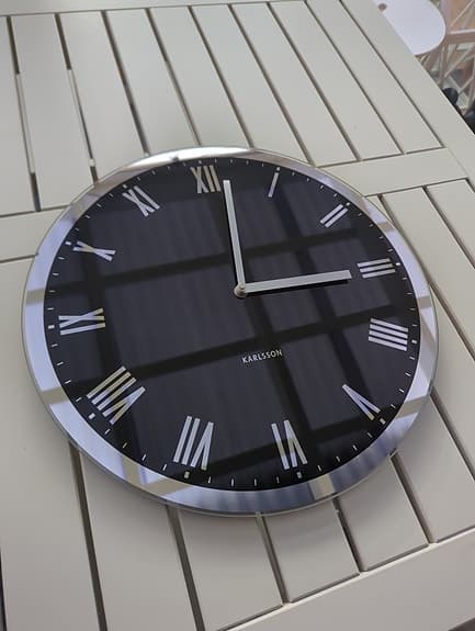 Ljudlös Karlsson väggklocka - 40cm