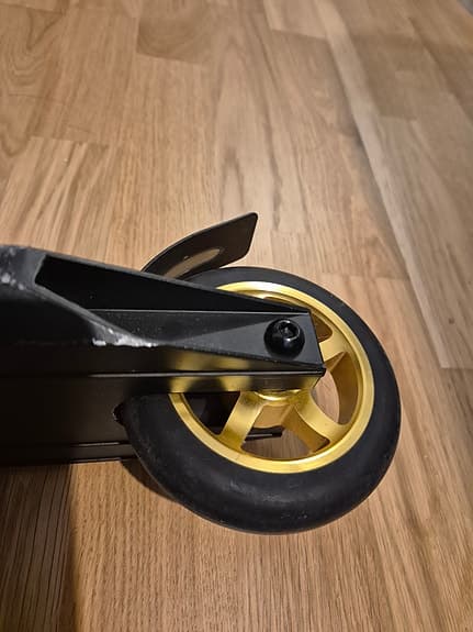 WA Whip XX Expert 2018 Stunt Scooter – Nästan nyskick