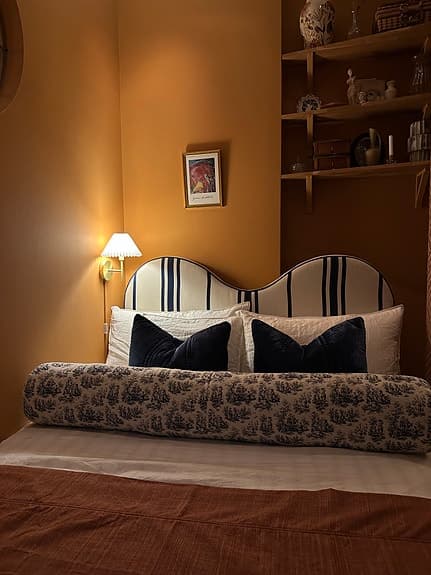 Sänggavel Jotex STRÅHOLMEN 160 cm – randig blå/beige