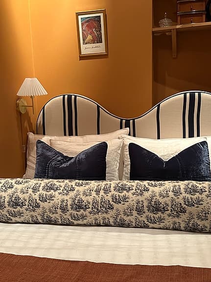 Sänggavel Jotex STRÅHOLMEN 160 cm – randig blå/beige