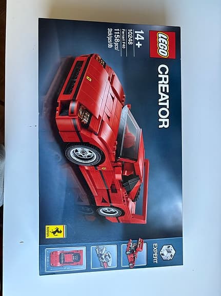 LEGO Creator Expert 10248 Ferrari F40