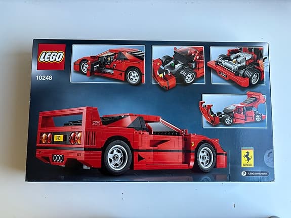 LEGO Creator Expert 10248 Ferrari F40