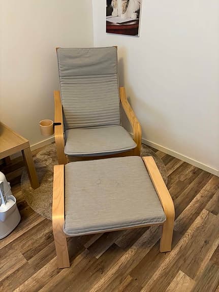Ikea fåtölj plus pall