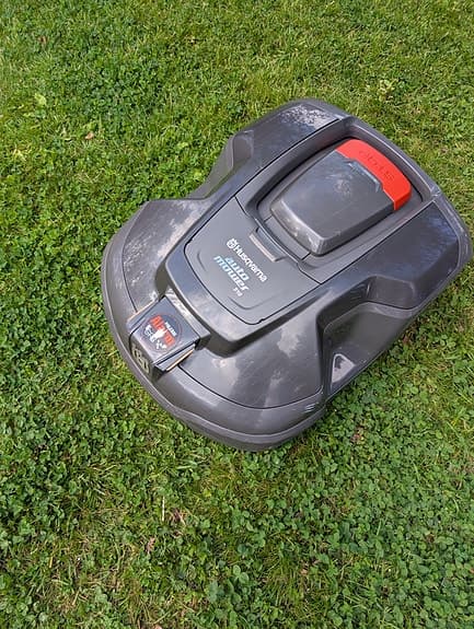 Husqvarna Automower 310 med helt nytt batteri