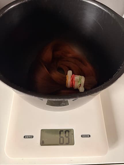 Rött äkta hår ca 69 g och 45 cm