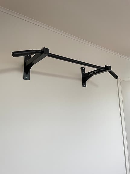 Gymstick chinsräcke/pull up bar vägg/tak svart