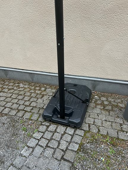 Basketkorg på ställning 3 veckor gammal