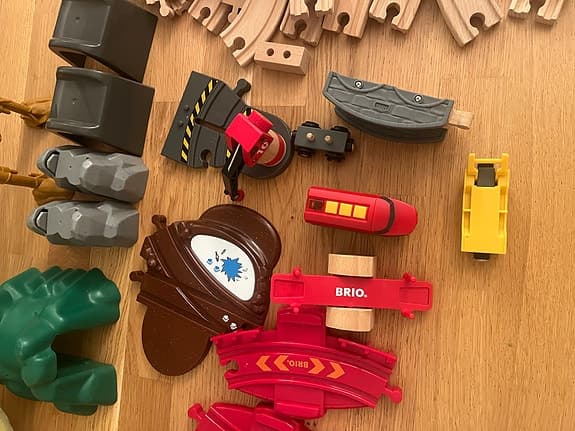 BRIO trätåg och tågräls set