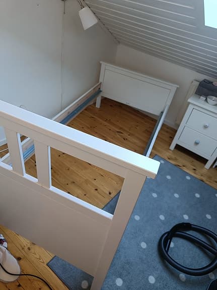 IKEA 90x200 säng komplett – sängram, resårbotten och Tuddal madrass