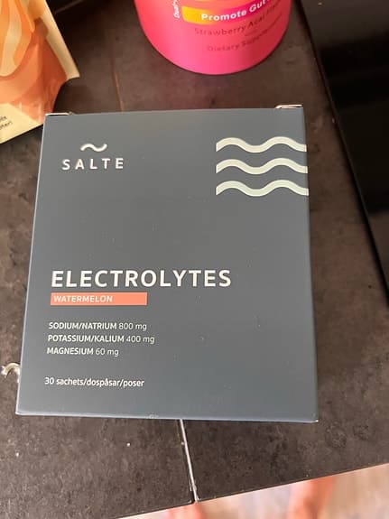 Lohilo protein pancake mix + Salte electrolytes + NutraPure cutting mix