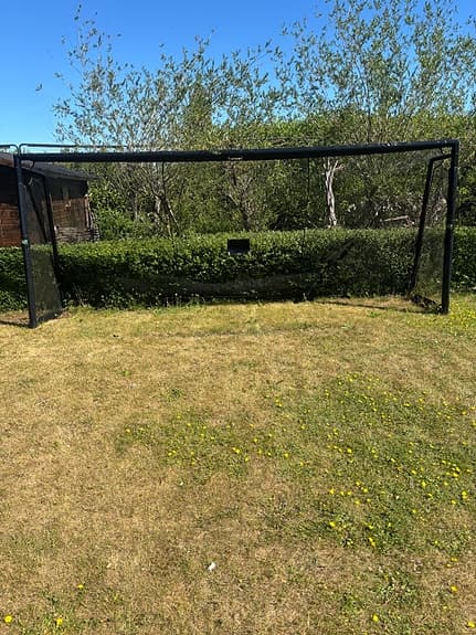 Fotbollsmål svart exit 7mana
