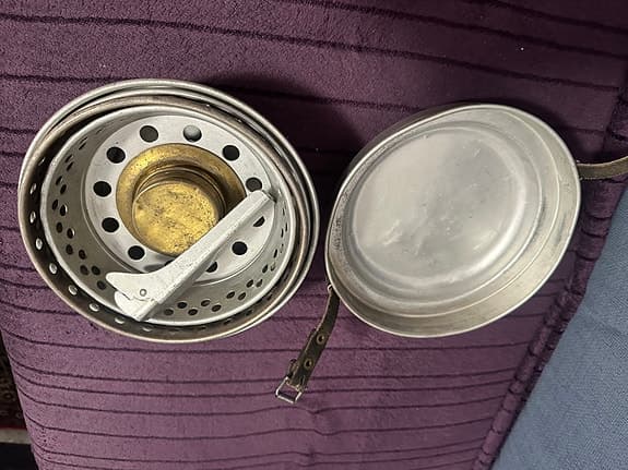 Stormkök i aluminium med spritbrännare
