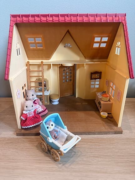Sylvanian Families dockhus med figurer