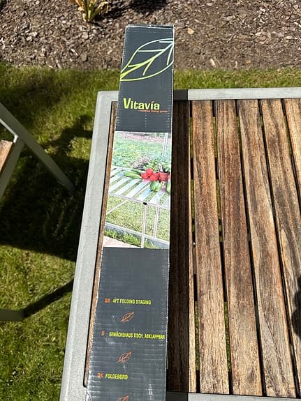 Nytt Vitavia bord till växthus, grön (passar alla växthus)