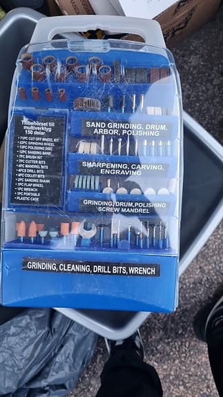 Dremel Multi med böjlig axel och tillbehörskit (150 delar)
