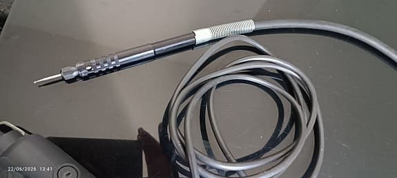 Dremel Multi med böjlig axel och tillbehörskit (150 delar)