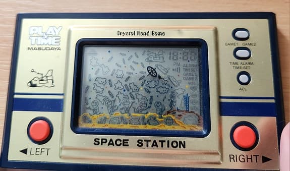 Space Station handhållet LCD-spel