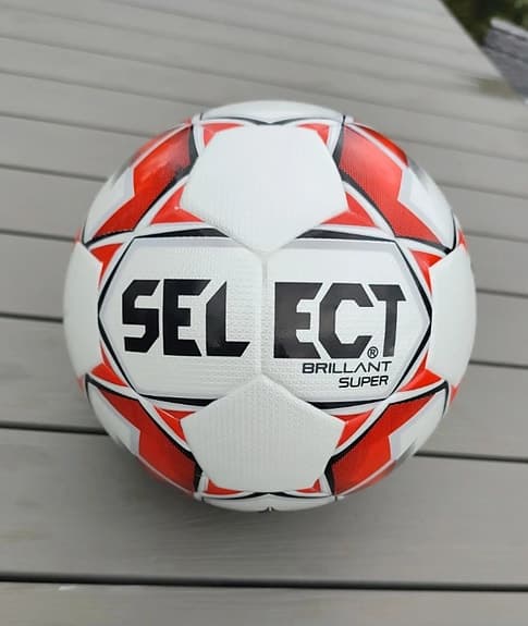 Select Brillant Super fotboll storlek 5 vit/röd