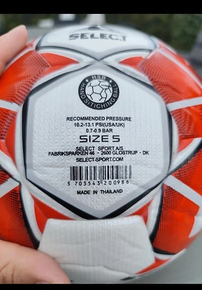 Select Brillant Super fotboll storlek 5 vit/röd
