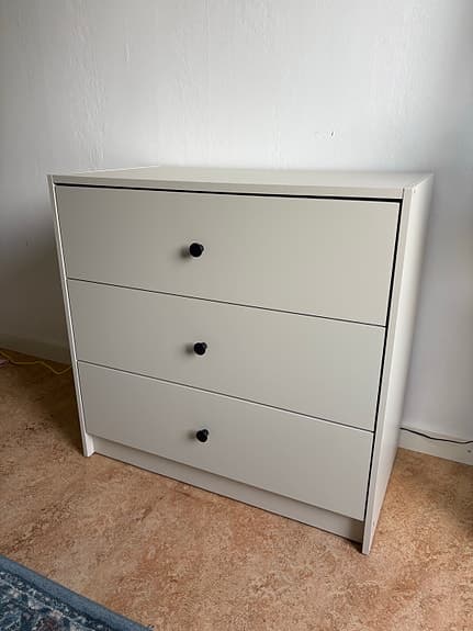 IKEA GURSKEN byrå
