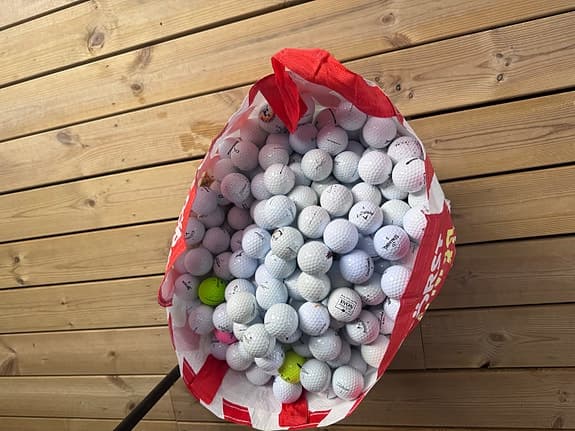 Golfbollar ca 600 st