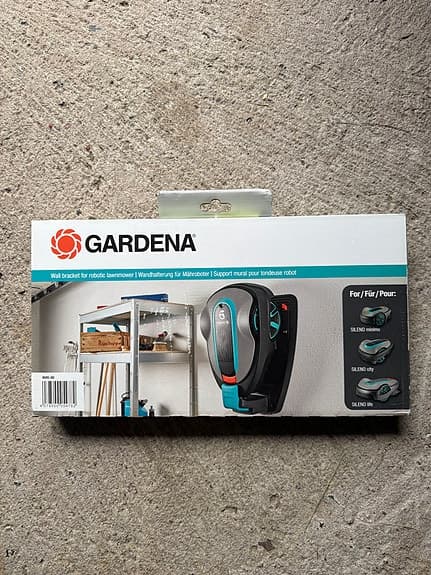 Gardena väggfäste 4045 till Sileno robotgräsklippare