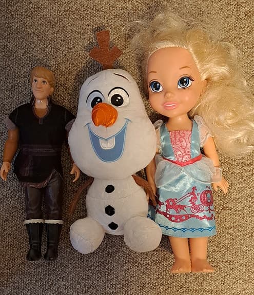 Frozen gosedjur och dockor