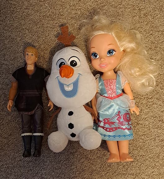 Frozen gosedjur och dockor