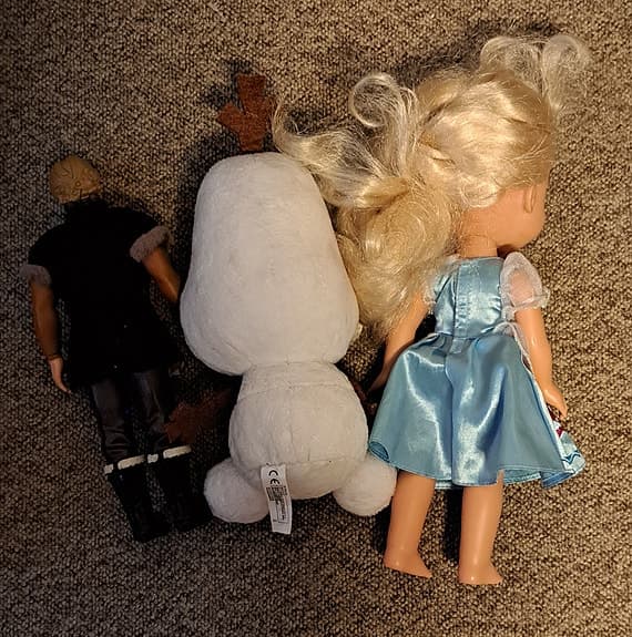 Frozen gosedjur och dockor
