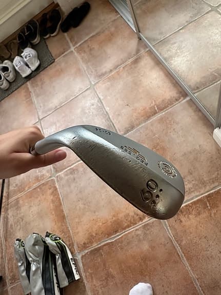 Cleveland 588 RTX 60° wedge golfklubba höger