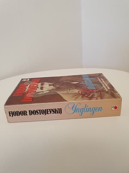 Fjodor Dostojevskij - Ynglingen - Pocket