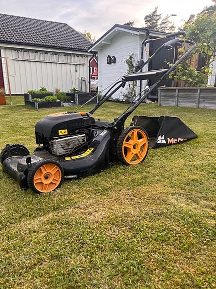 McCulloch gräsklippare bensin med uppsamlare