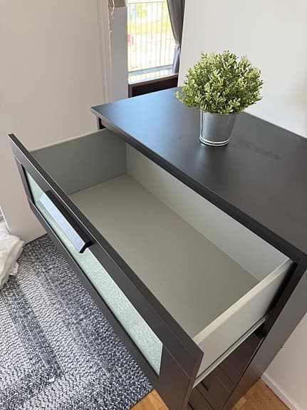 IKEA byrå med 5 lådor svart