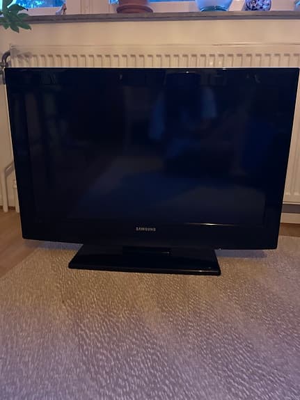 32-tum TV från Samsung