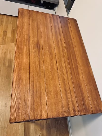 skrivbord / matbord i industriell stil – trä & svart metall