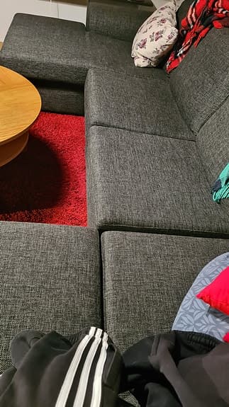 Grå divansoffa