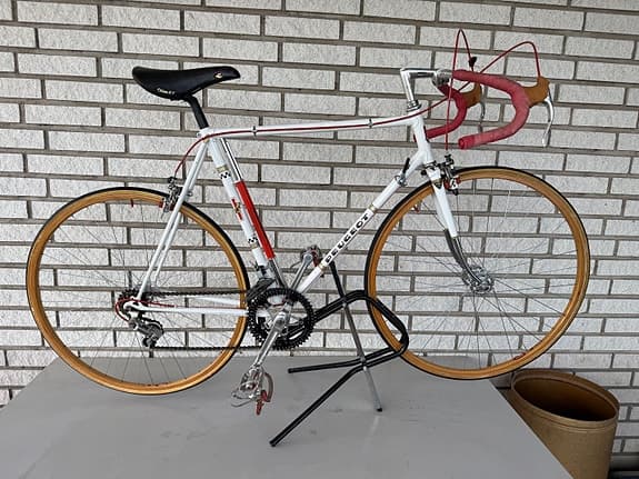 Peugeot PA10 landsvägsracer