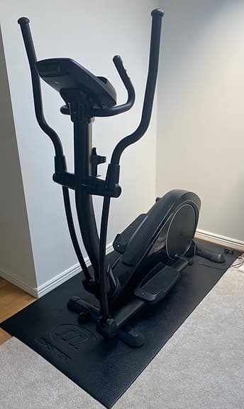 Casall XT600 crosstrainer svart