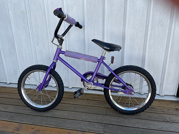 Barncykel 16" lila för små barn