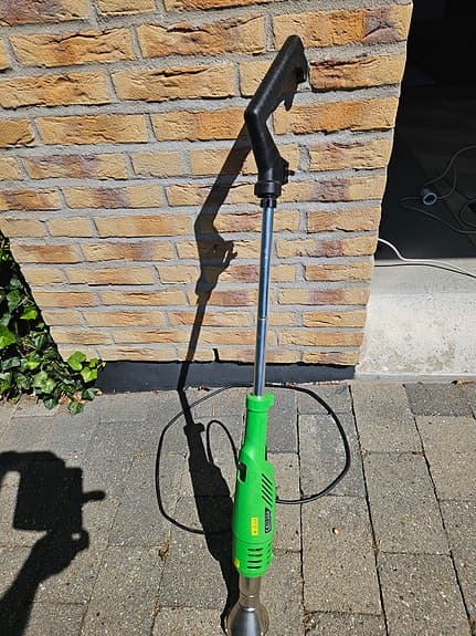 Grön ogräsbrännare el med långt skaft