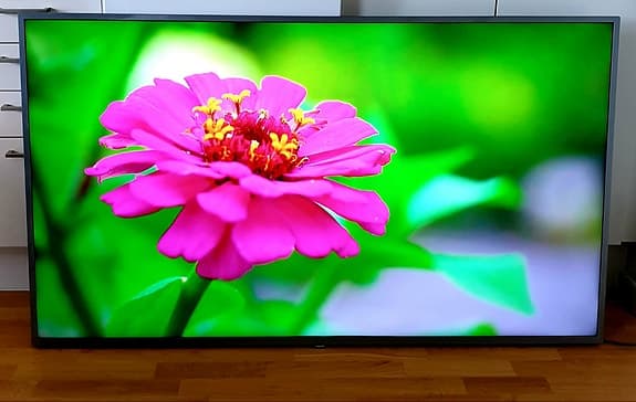 Philips smart tv 65tum 4K/Ambilight med väggfäste