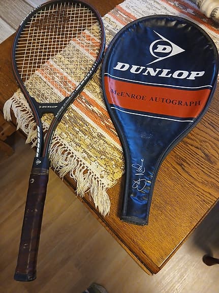 Mc Enrou tennis raket