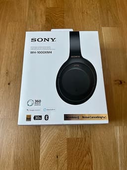 Sony WH-1000XM4 trådlösa hörlurar svart