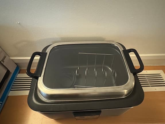 Flyttförsäljning -Gjutjärnsgryta & Andersson Slow Cooker