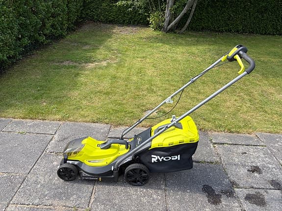 Gräsklippare Ryobi OLM1833B One+ 18V