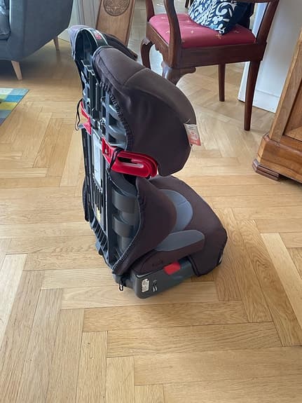 Graco bilbarnstol bältesstol brun/grå