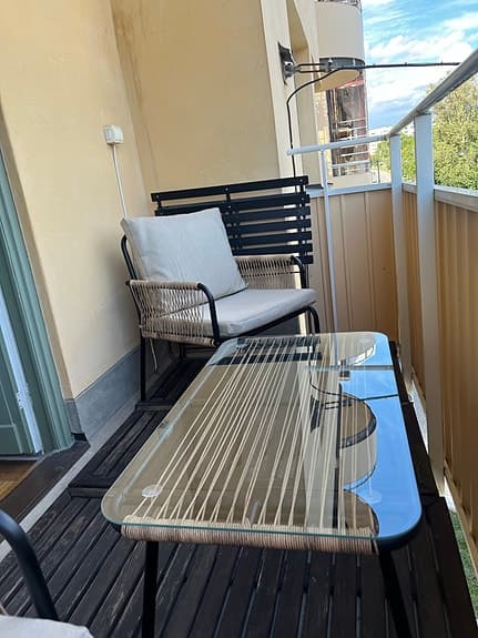 Loungeset Cannes – fåtölj + bord (nytt) kan säljas separat